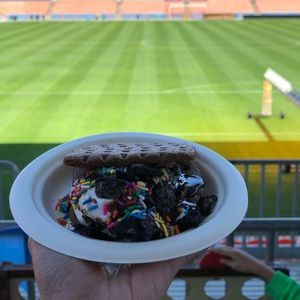 Meet your Posher, Yuwen